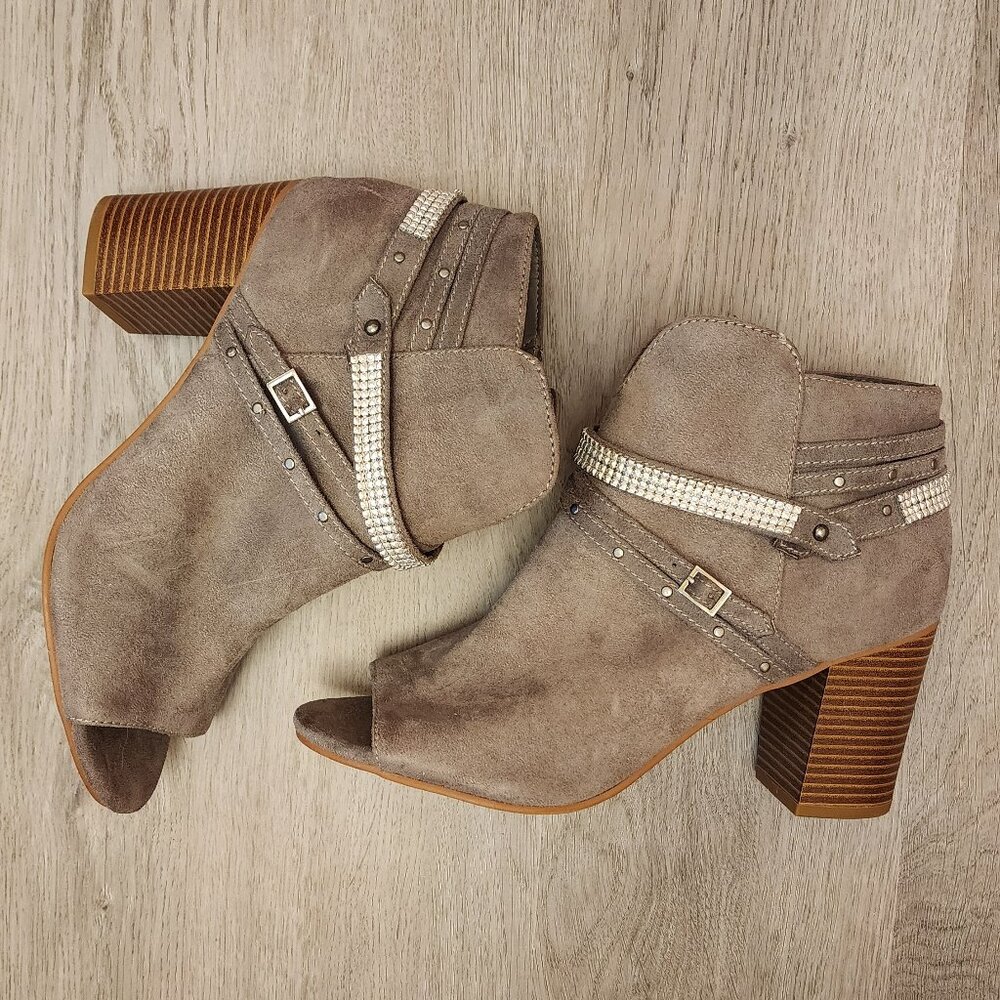 SO Women's Suede Embellished Grey Open Toe Zip Wooden Block Heel Botties Size 9